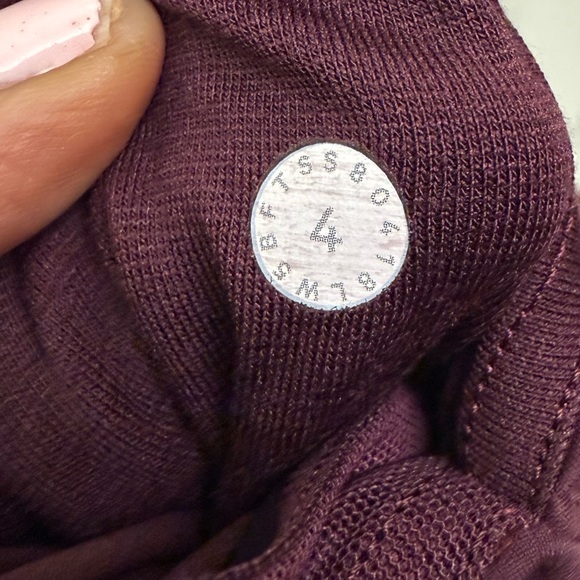 Lululemon Leggings Size 4 - Picture 5 of 5